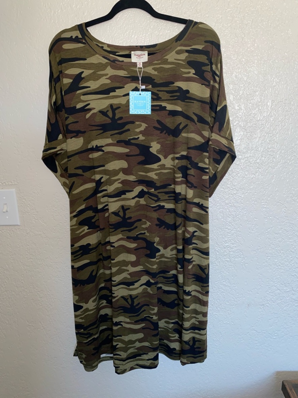 #H368 - NWT Hayden camouflage T-shirt dress -3XL